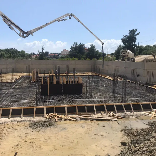 Çarşı 1, ход строительства: Фундамент